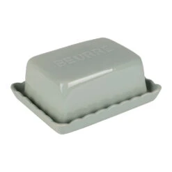 Beurrier En Grès Vert D'eau - Dulci 6 Beurrier En Grès Vert D'eau - Dulci -Magasin De Vaisselle Pour La Maison beurrier en gres vert d eau dulci 40938 40938 DET01 WEB