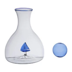Carafe Voilier Bleu 1.5l - Océan 7 Carafe Voilier Bleu 1.5l - Océan -Magasin De Vaisselle Pour La Maison carafe voilier bleu 1 5l ocean 39799 39799 DET03 WEB
