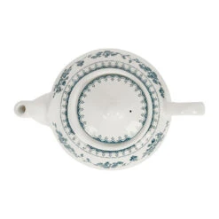 Theiere Anglaise En Faïence Blanc Et Bleu Ancien - Faustine 6 Theiere Anglaise En Faïence Blanc Et Bleu Ancien - Faustine -Magasin De Vaisselle Pour La Maison theiere anglaise en faience blanc et bleu ancien faustine 201506 201506 DET02 WEB 1